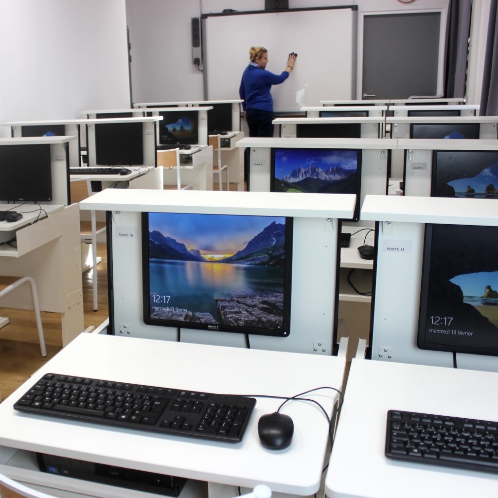 Bureau informatique escamotable Milena / ICP Paris / Molitor